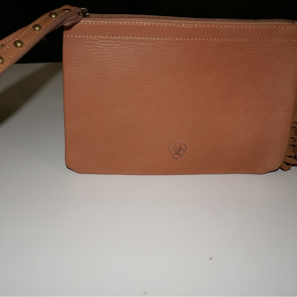 ARIAT - Picture 2 of 2